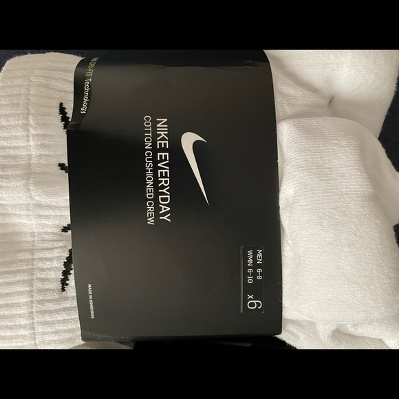 Nike White Socks crew cushion socks - Picture 3 of 4